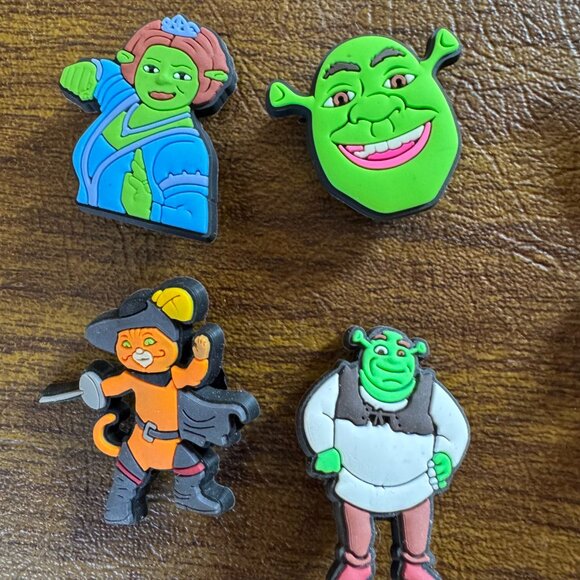 18 piece Shrek Crocs Charms, 8 ears, 10 Shoe Decor Accessories, white crocs - Picture 3 of 12